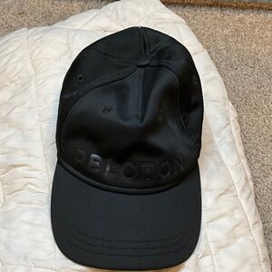 Peloton Jet Black Cap